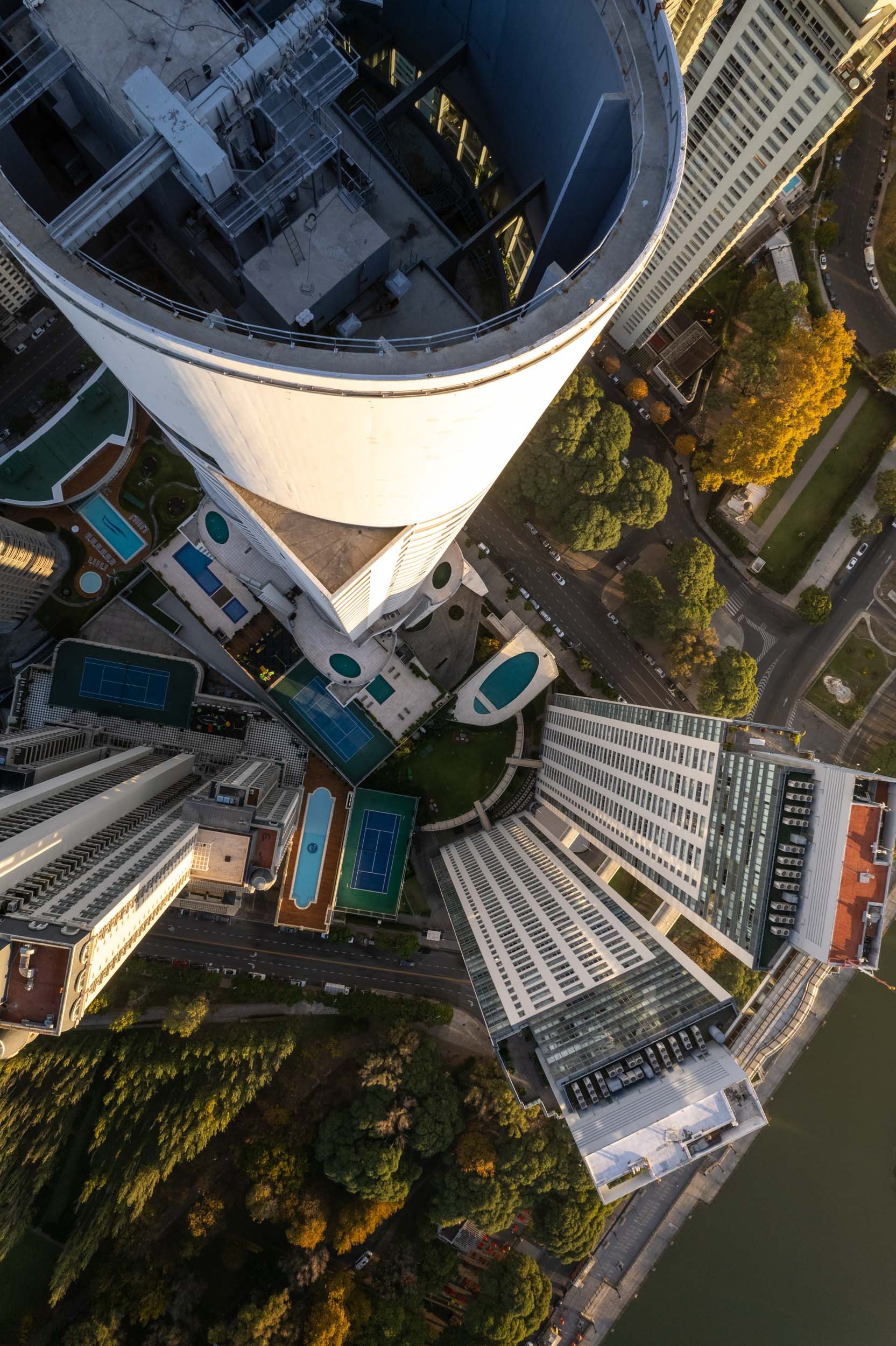 The Alvear Tower, the tallest building in Buenos Aires, and a home for wealthy Porteños.