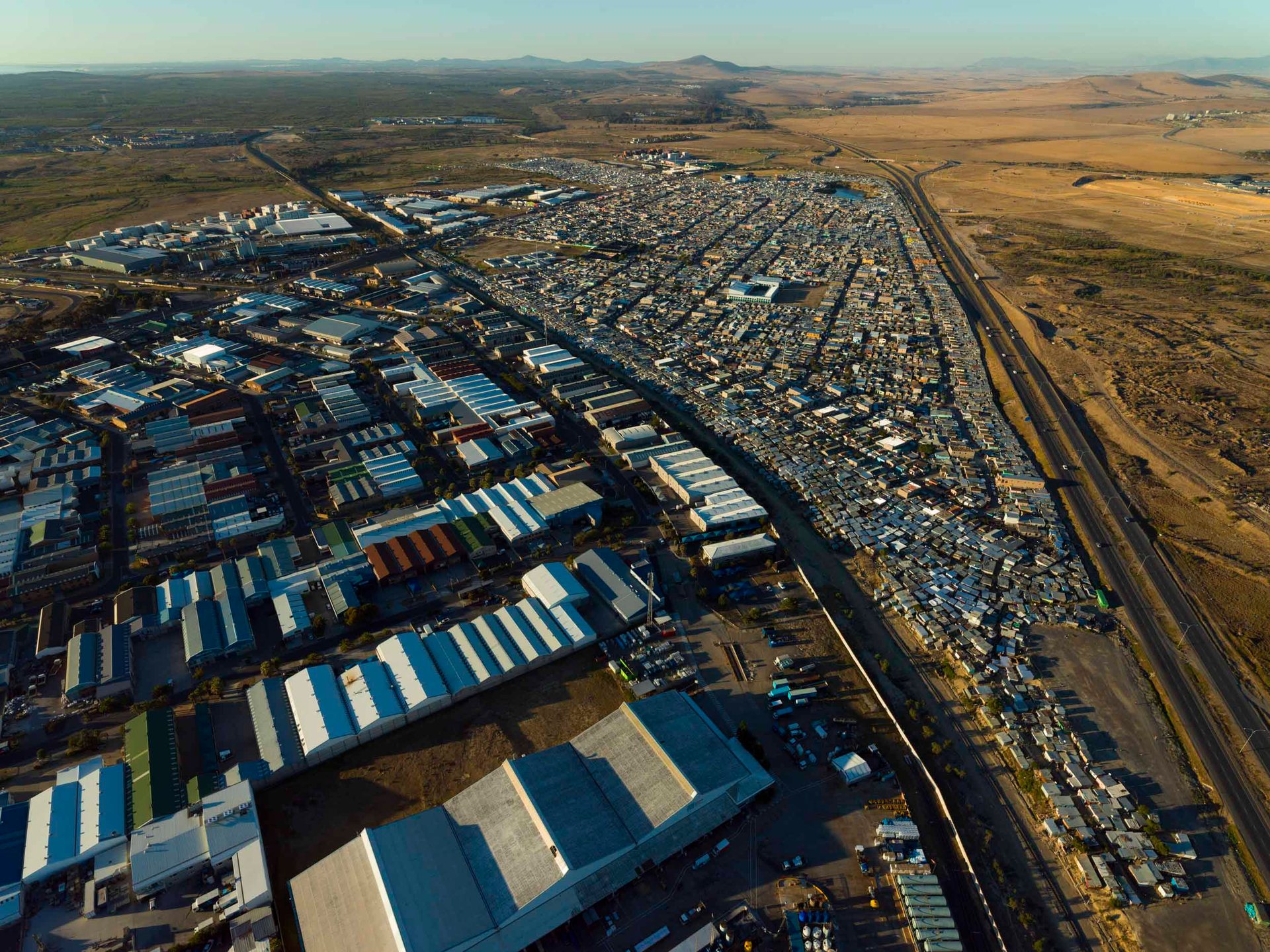 The quickly growing neighborhood of Dunoon is at the end of the city urban structure, alongside the N7 highway to Namibia.
