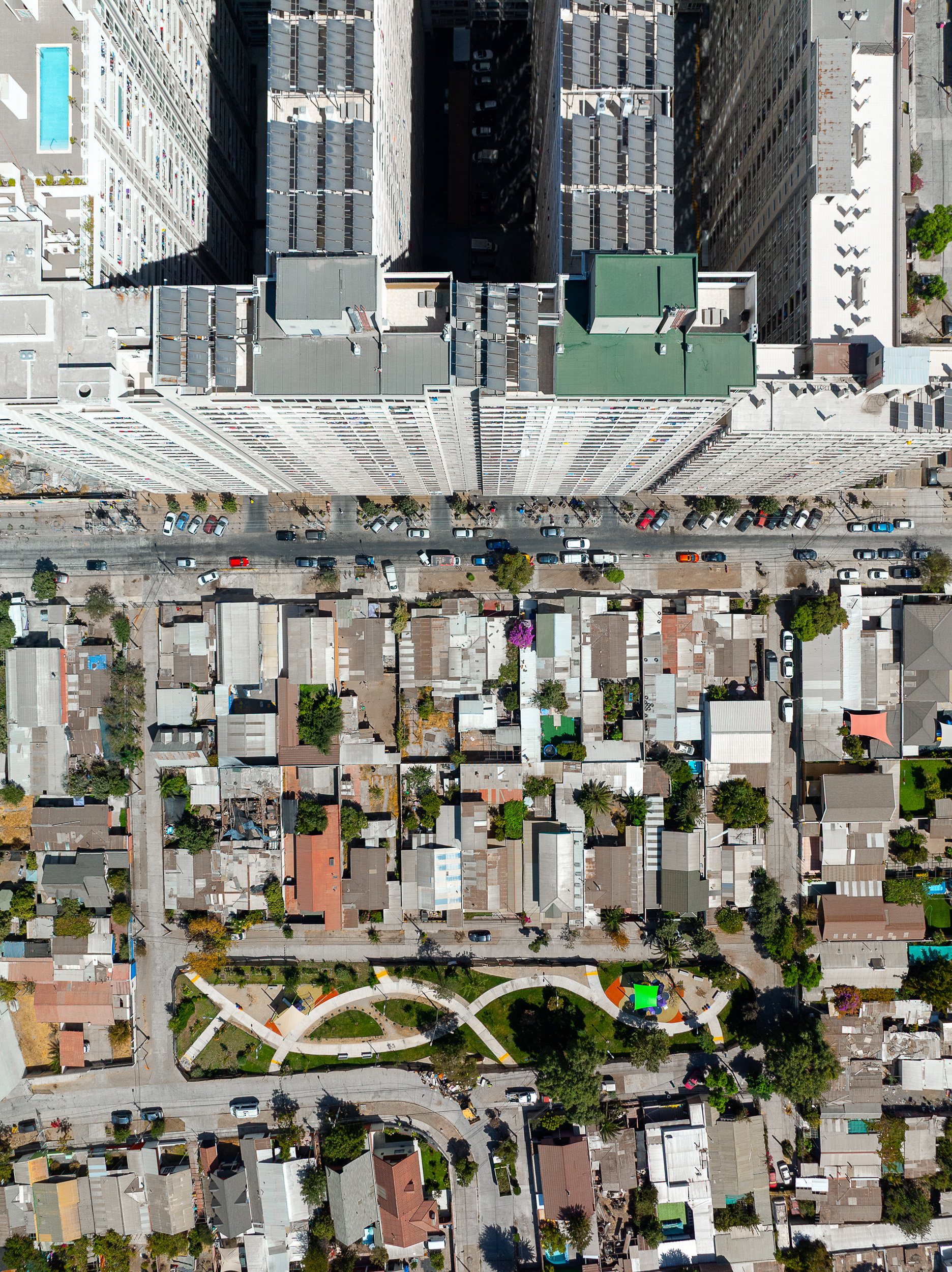 The "vertical ghettos" of Estación Central dwarf the surrounding neighborhoods.