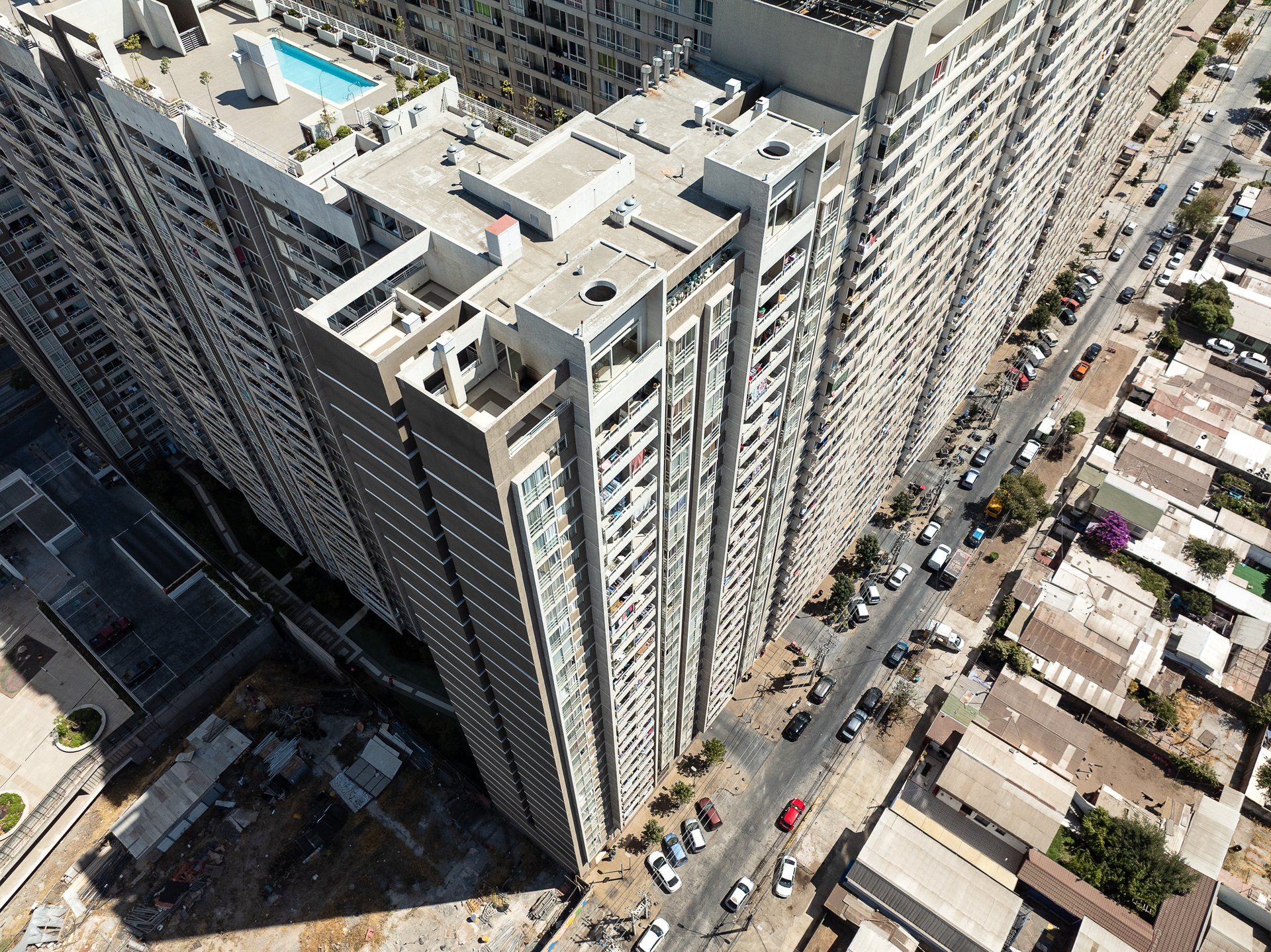 The " Vertical ghettos " of Santiago.