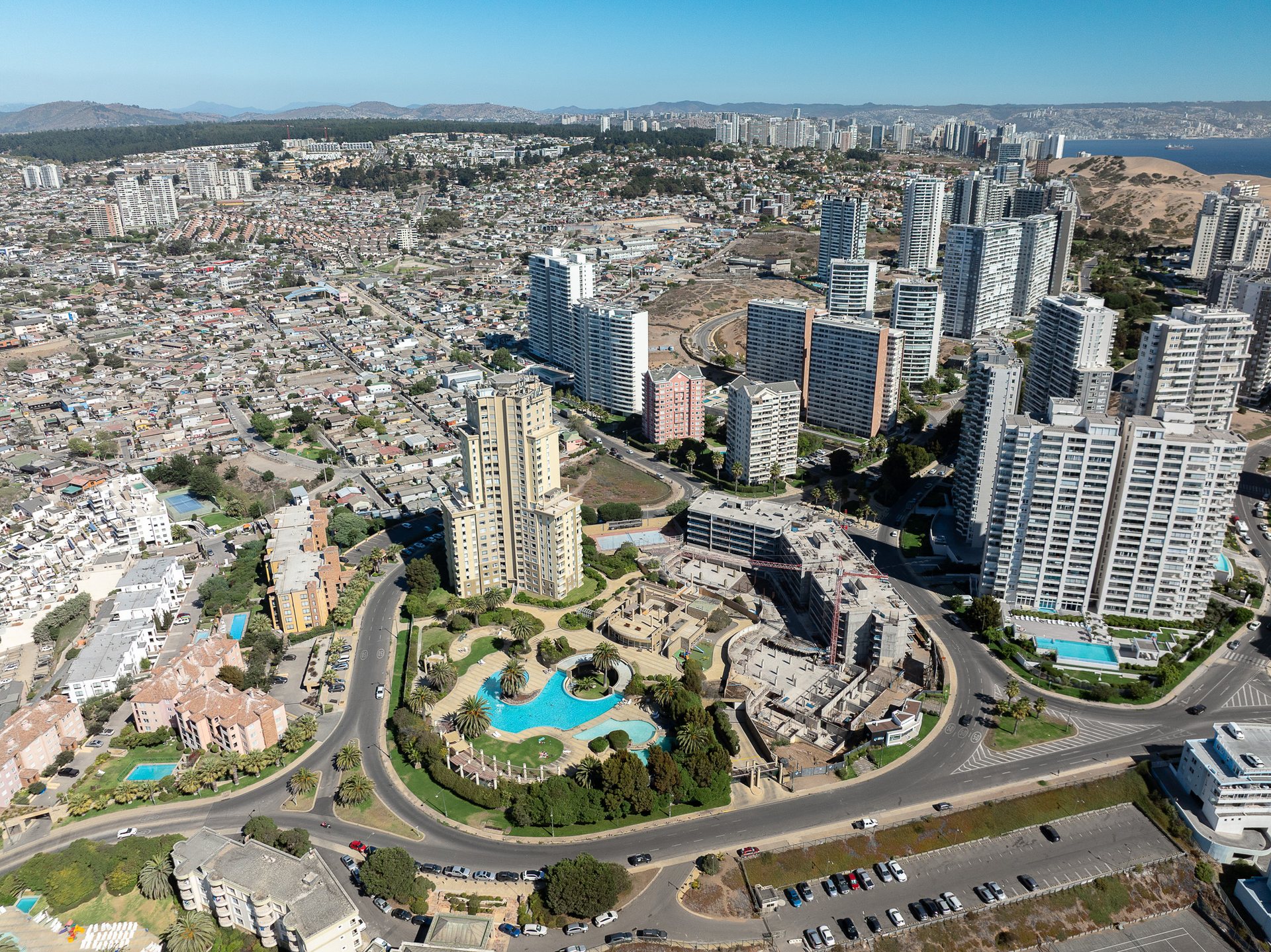 Luxury developments along the coast in Concon, near Valparaiso.