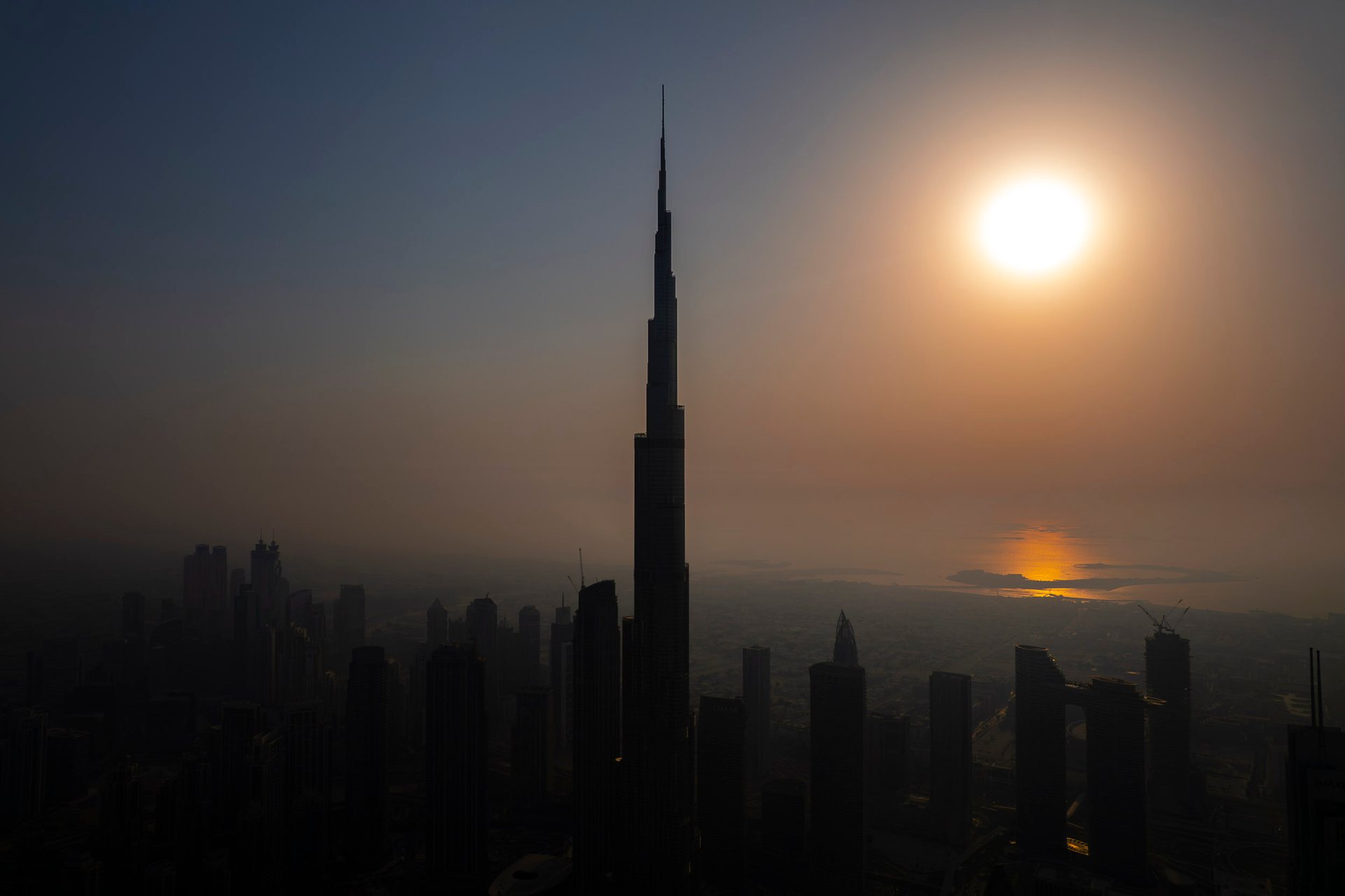 Dubai barely runs on oil anymore, and unlike Abu Dhabi it never had much.