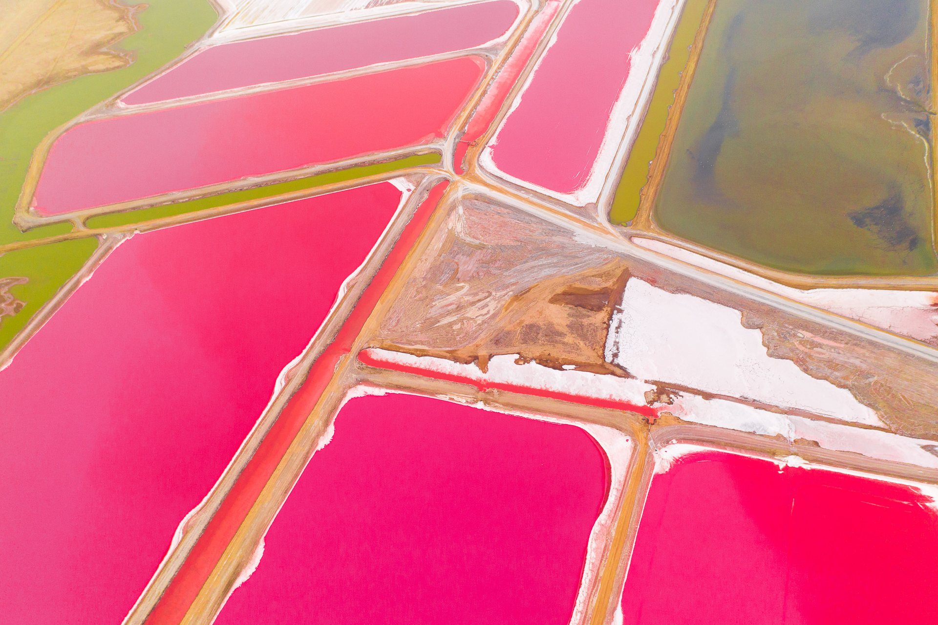 The Salt Company, located just north of Swakopmund, creates over 120,000 tons of salt per year, mainly for export to South Africa.