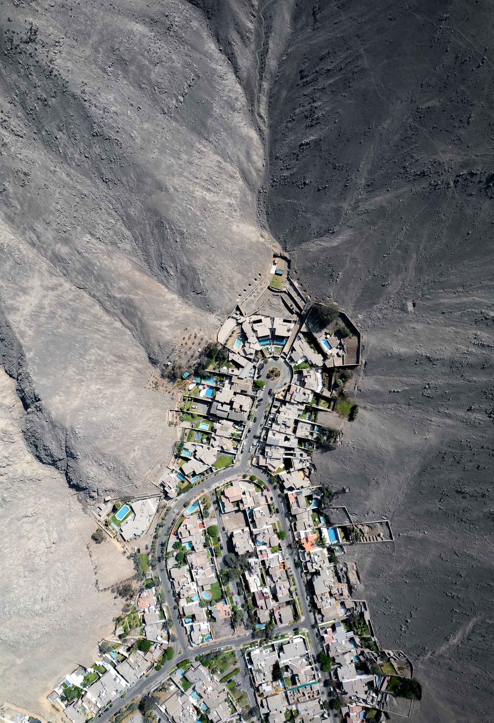 La Molina’s luxury homes in the dusty hills of Lima.